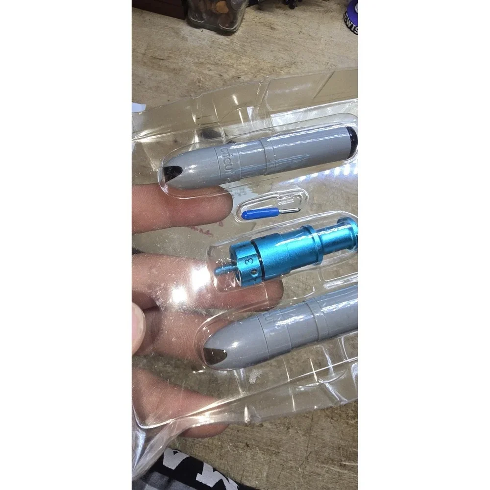 This is a Cricut Deep Cut Blade and Housing Kit